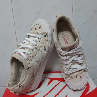 Zapatillas Adidas Nizza T39 1/3 Plataforma.