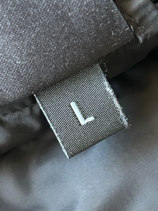 Piumino nero donna con cappuccio