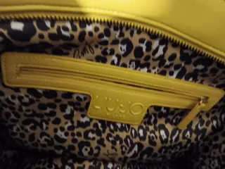 Liu Jo Borsa Gialla con Logo Oro