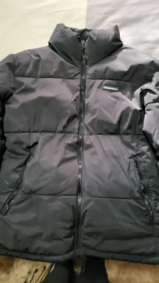 Chaqueta acolchada hombre negra