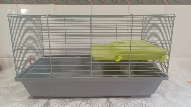 Jaula para hámster con plataforma