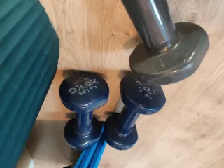 Pacchetto tappetini palestra e manubri