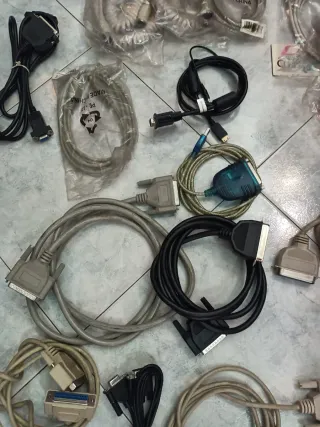 Lotto Cavi Seriali Vari Pc Retro computer Vintage