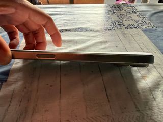 iPhone 16 Pro Max E-SIM