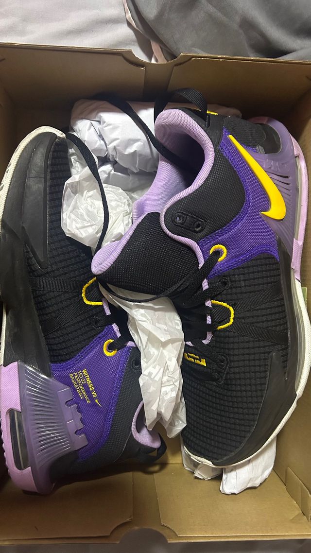 Zapatillas Nike Witness VII Morado Negro