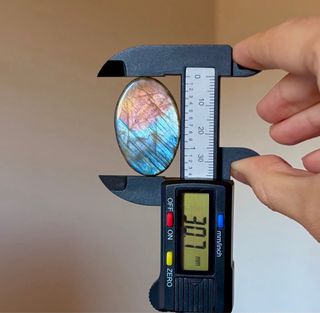 Labradorita Multicolor cabujon