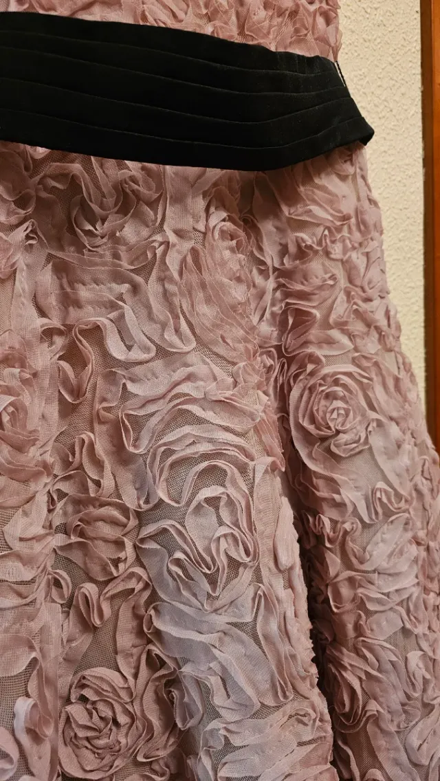 Vestido largo gasa con flores fantasía,forro y tul