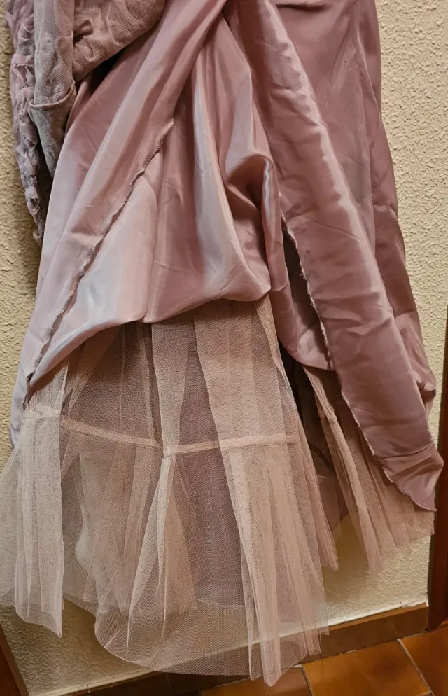 Vestido largo gasa con flores fantasía,forro y tul