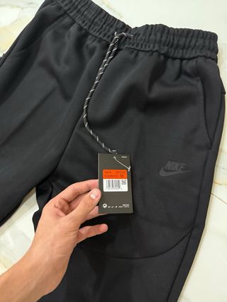 Conjunto Nike Tech Negro