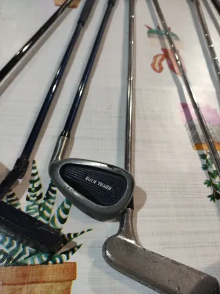 Palos de golf variados 25 € cada uno