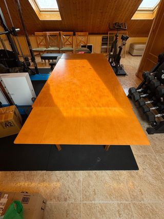 Mesa de comedor extensible y 4 sillas