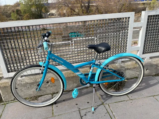 Bicicleta niña Btwin 24 azul