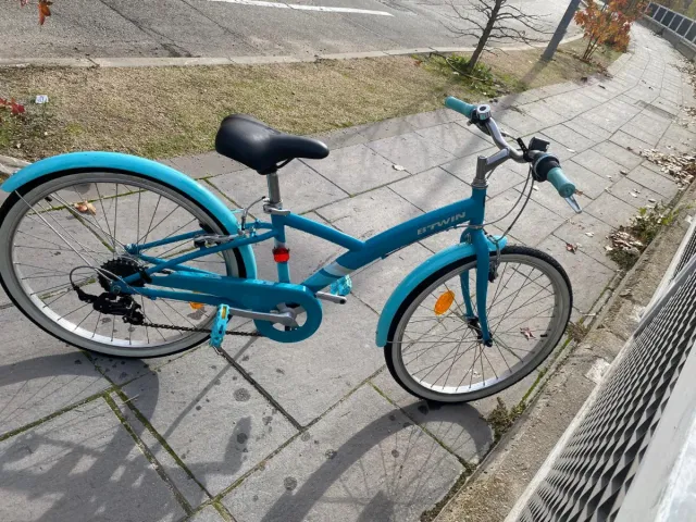 Bicicleta niña Btwin 24 azul