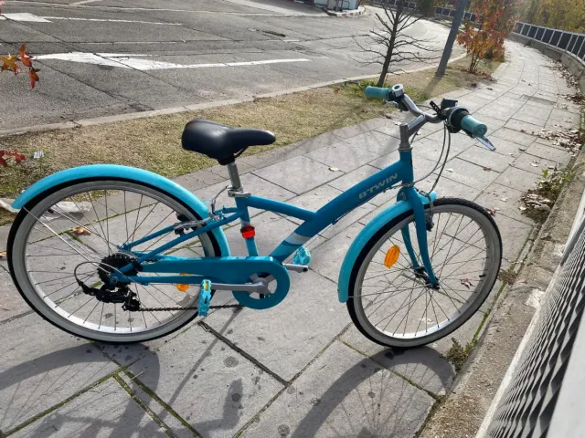 Bicicleta niña Btwin 24 azul