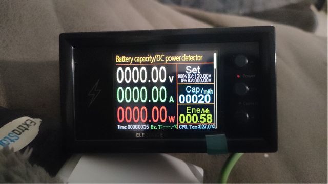 Medidor de Capacidade de Bateria DC