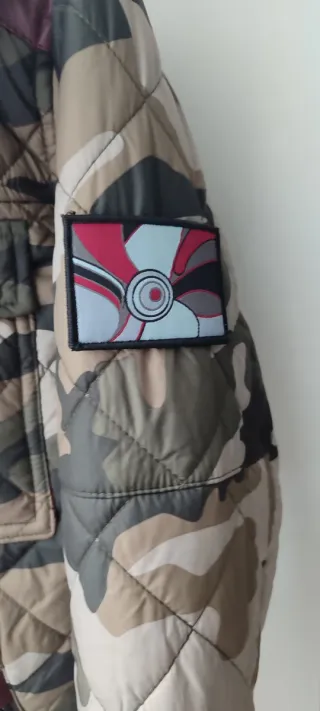 Chaqueta Camuflaje Acolchada Mujer Talla L 52