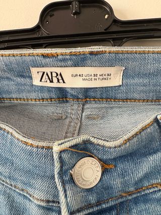 Vaqueros Zara Hombre Azul