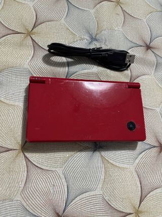 Nintendo DSi Rossa