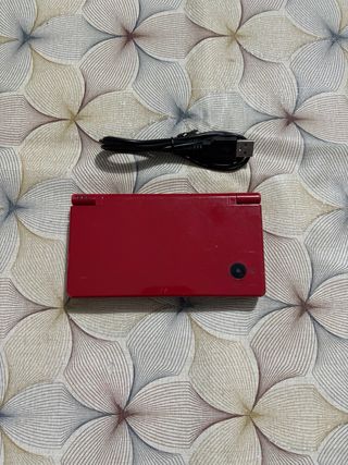 Nintendo DSi Rossa