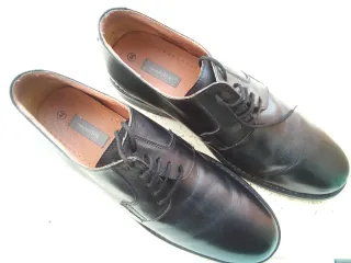 Zapatos de piel negros para hombre