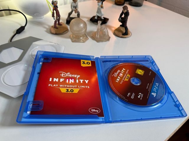 Disney Infinity Star Wars +6 Figuras PS4