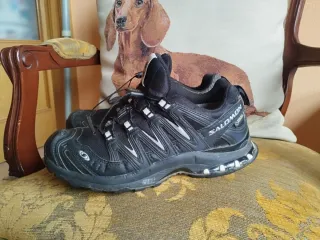 Deportivos Salomon Gore-Tex Negro