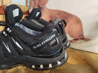 Deportivos Salomon Gore-Tex Negro