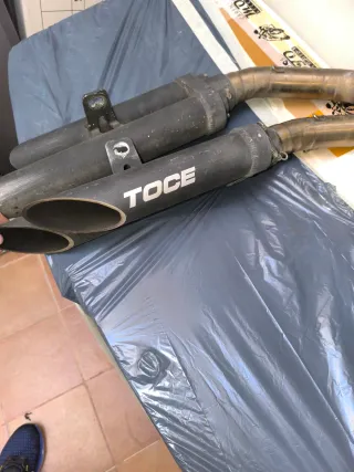 Colas Dobles Escape Toce Yamaha R1