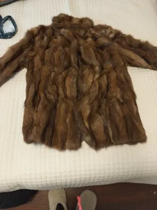 Abrigo de pelo marrón talla 38-40