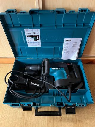 Martillo Makita HR4001C