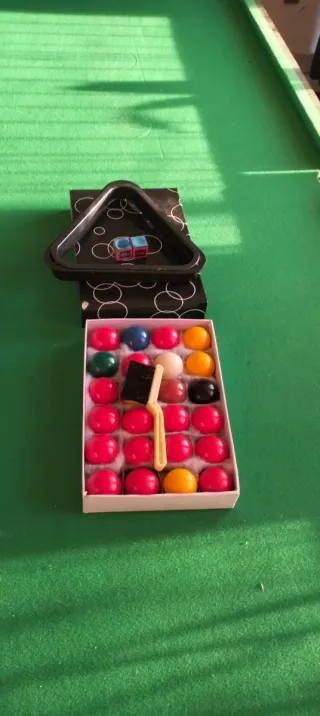 Mesa de billar pequeña plegable......