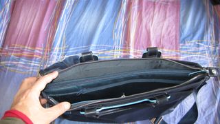 Borsa Piquadro con accessori