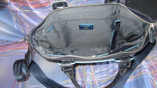 Borsa Piquadro con accessori