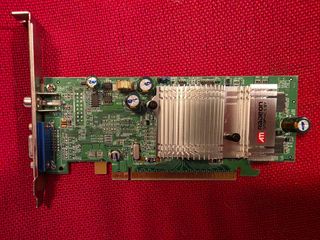 ATI Radeon X300SE RV370 128mb Scheda video GPU