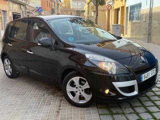 POCOS KM🟢Renault Scenic 2009