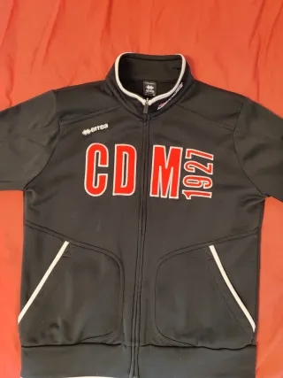 Sudadera C.D. Mirandés 1927 Errea Negra