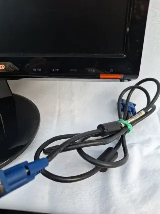 !OCASIÓN! Asus 19 Negro + Teclado Ratón