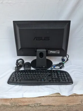 !OCASIÓN! Asus 19 Negro + Teclado Ratón