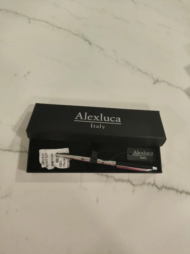 Caneta Alexluca Italia