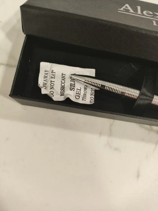 Caneta Alexluca Italia