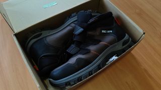 Botas Montaña Hombre Talla 43