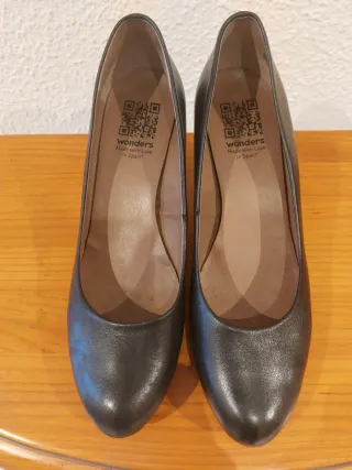 Zapatos de vestir Wonders negros