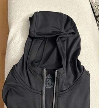 Sudadera Adidas con capucha negra Talla XS