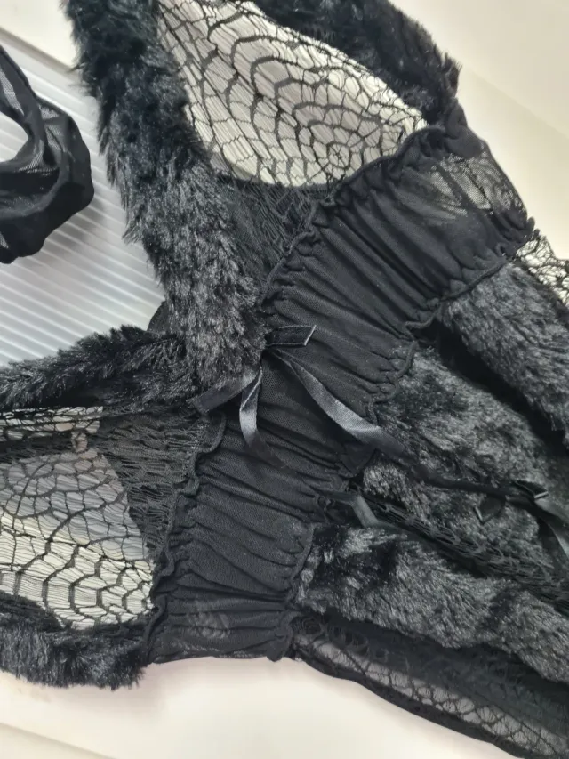 Lingerie sexy de renda preta