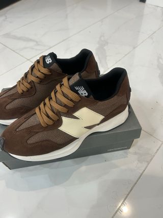 New Balance 327 Castanho Bege