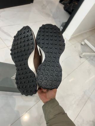 New Balance 327 Castanho Bege