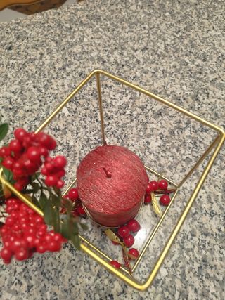 Centrotavola natalizio oro e rosso