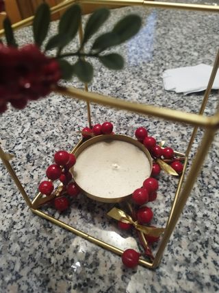 Centrotavola natalizio oro e rosso