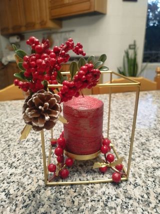 Centrotavola natalizio oro e rosso