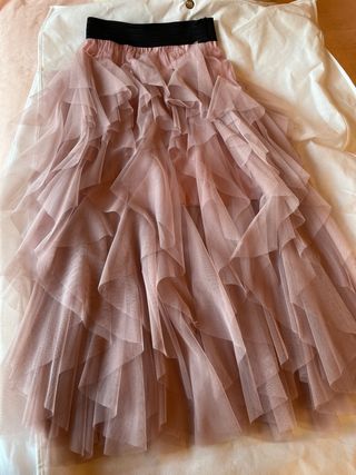 Falda tul volantes cascada rosa palo